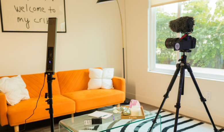 Influencers como Novos Agentes Culturais: O Impacto dos Criadores Digitais